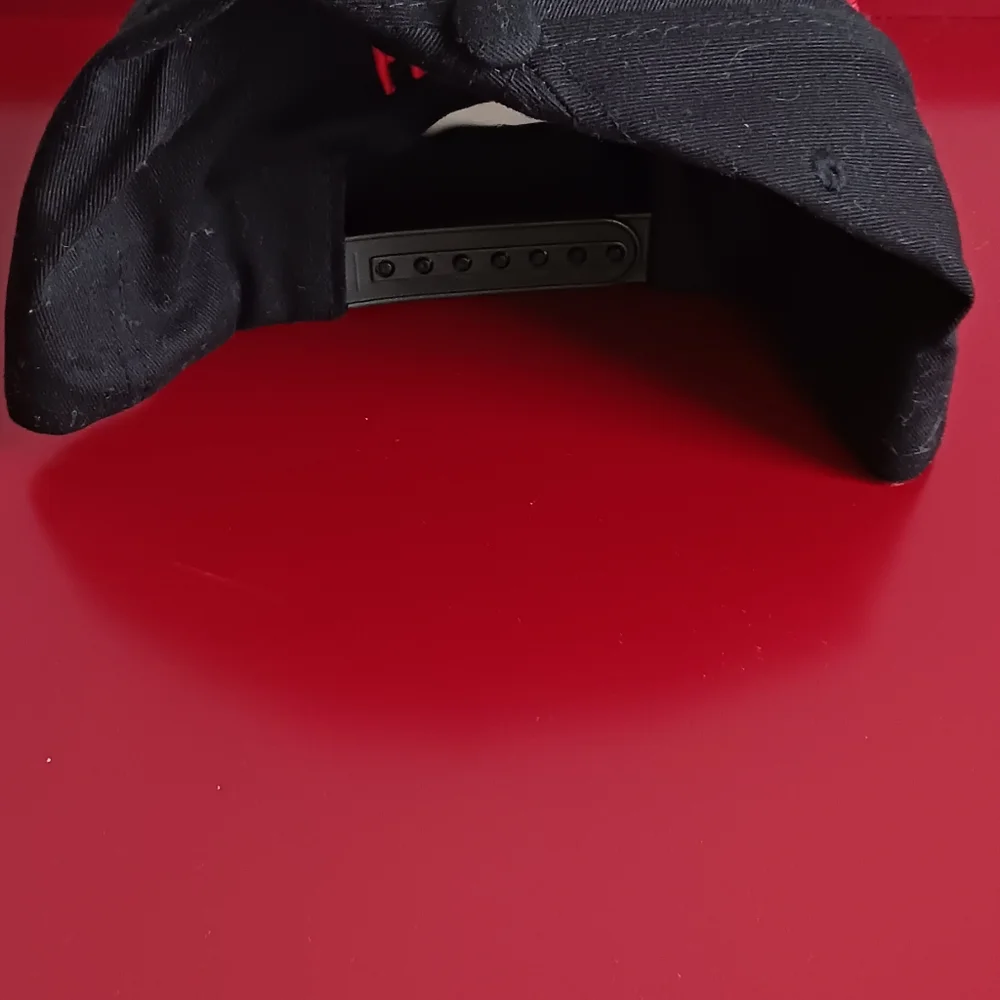 Top Level Snapback hat - Picture 3 of 6